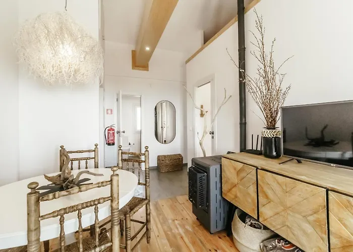 Casa Do Baloico شقة Cortes do Meio